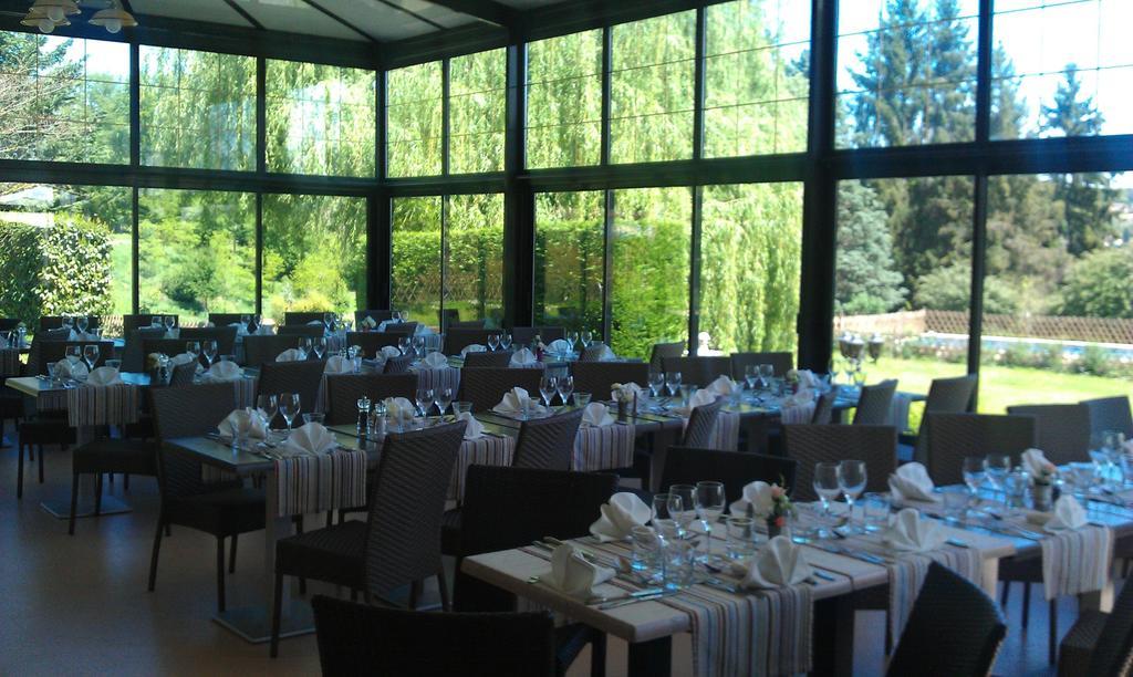 Hotel Restaurant La Verperie Сарла-ла-Канеда Екстер'єр фото